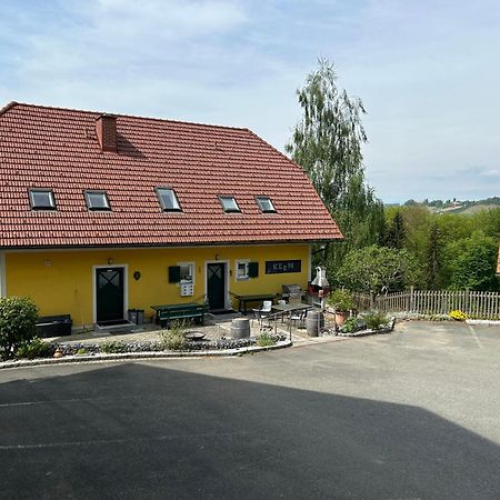 Haus-Eckberg 101 Hotel Gamlitz Exterior foto